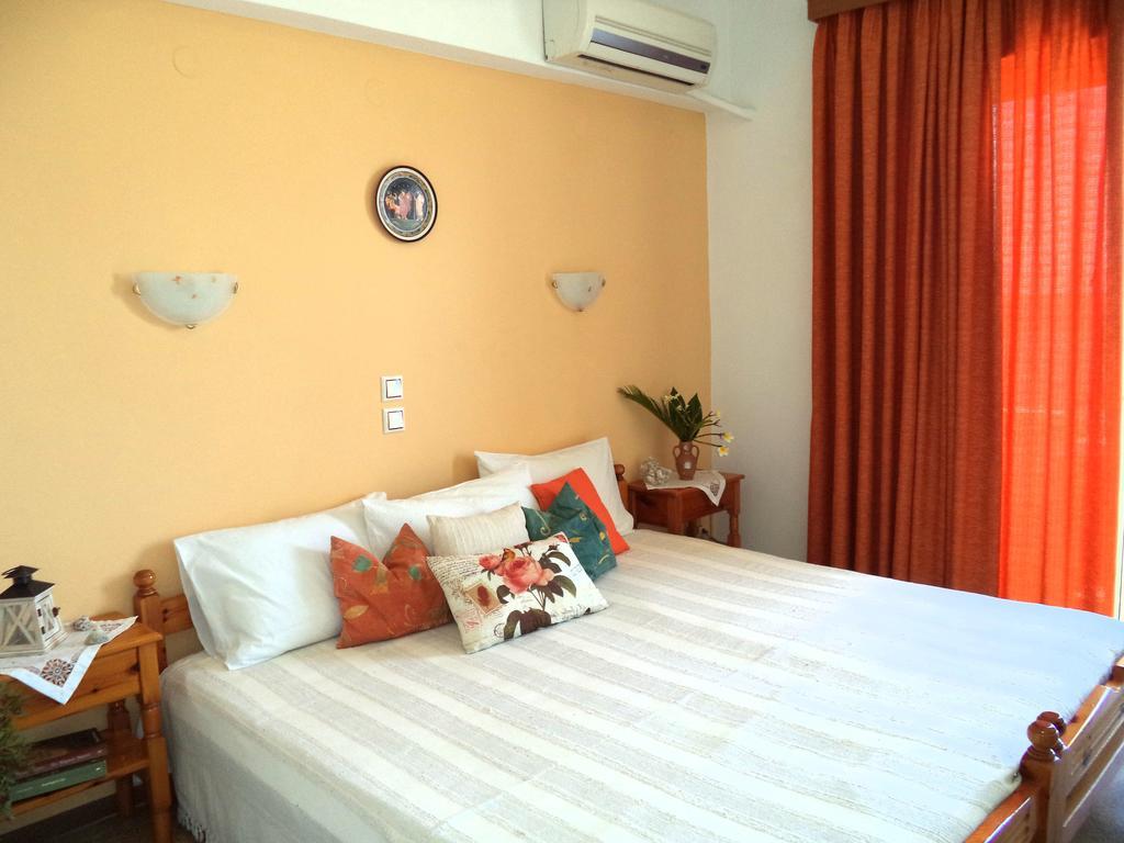 Antonios Apartments Stegna Архангелос Екстериор снимка