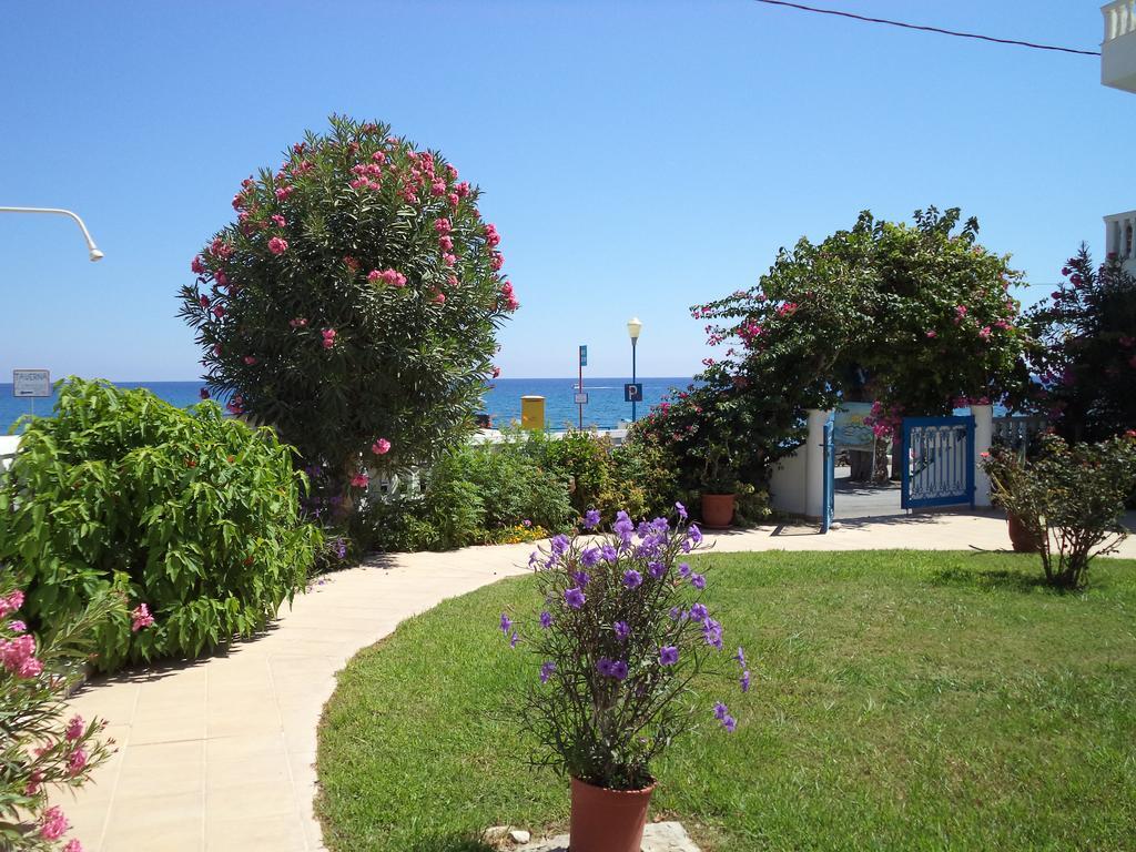 Antonios Apartments Stegna Архангелос Екстериор снимка